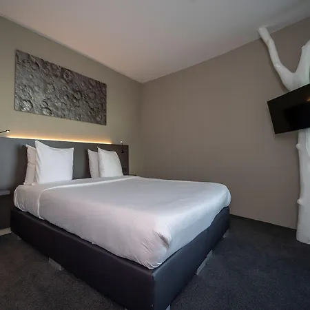 Fletcher Hotel